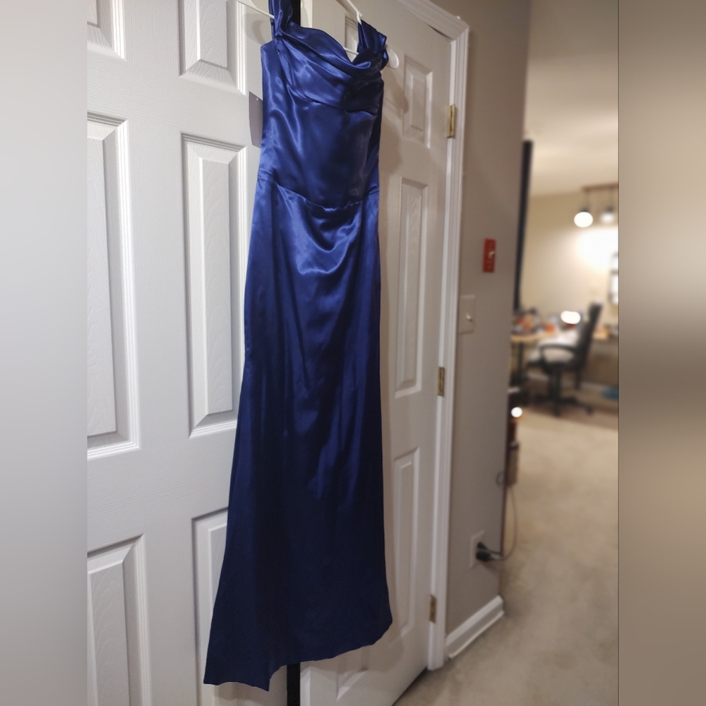 NWT gown